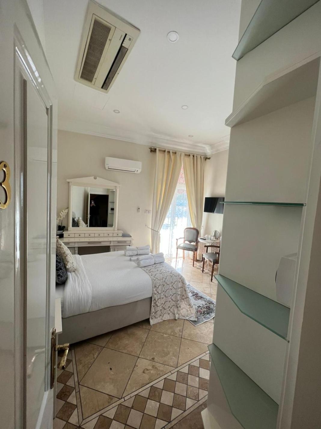 Lord's Boutique Kyrenia (Northern Cyprus)